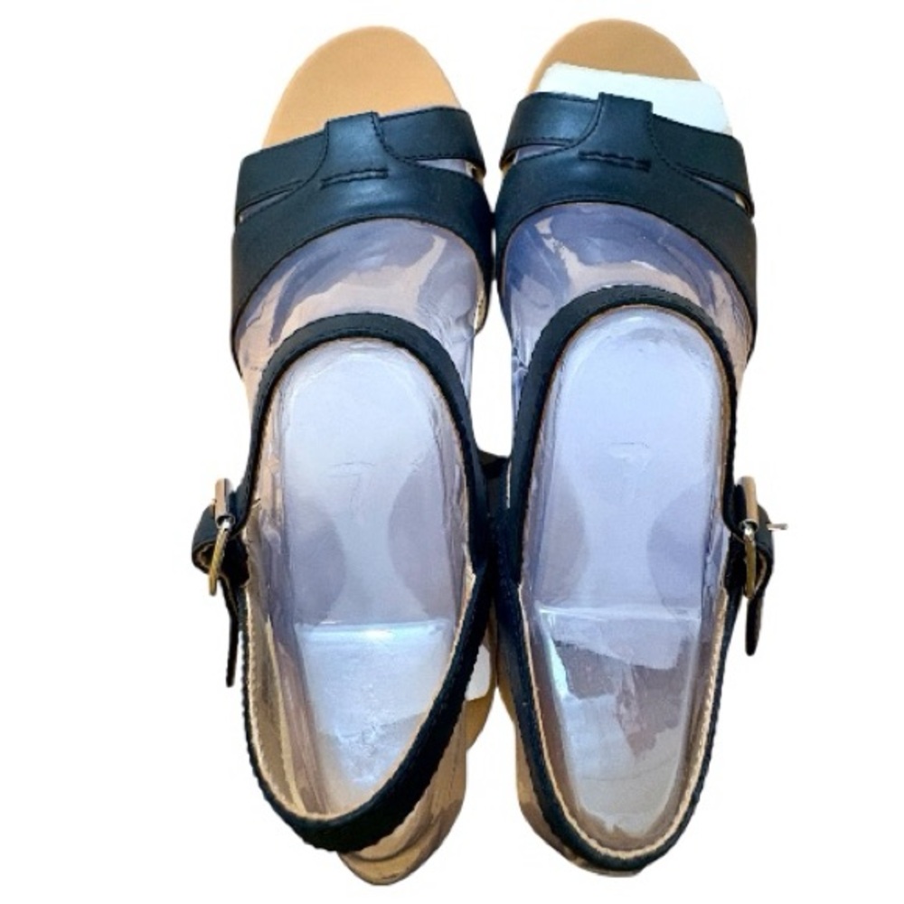 Women’s UGG Cloverdale Espadrille Wedge Sandal in Black size 7 NWT - Picture 8 of 13